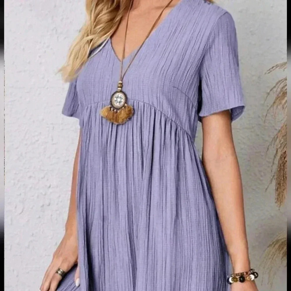 Solid Color V-Neck Short Sleeve Dress With Ruffled Hem For Summer - Picture 4 of 4